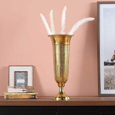 Decimus Ribbed Vase with Base M - L 17 x W 17 x H 39 cm - Gold