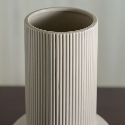 Celesta Vase White 18X18X29Cm