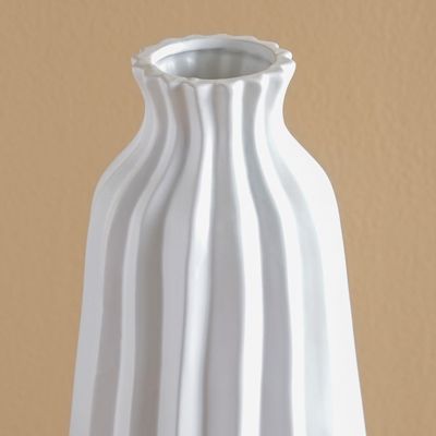 Norwich Ceramic Flutted Vase L 20X20X50Cm White