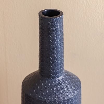 Ava Polyresin Cane Texture Vase Black 16X16X57Cm