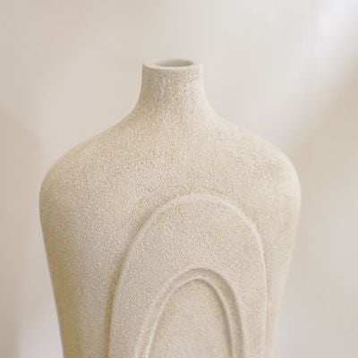 Ava Polyresin Drop Sand Texture Vase White 18X12X45Cm