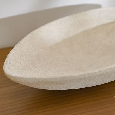 Ava Polyresin Drop Sand Texture Platter White 50X29X11Cm