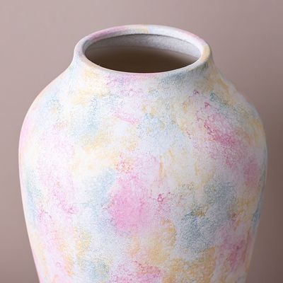 مزهرية جرة سيراميك ليكسي بيري SS25، لون خوخي، 26.5 × 26.5 × 45.5 سم