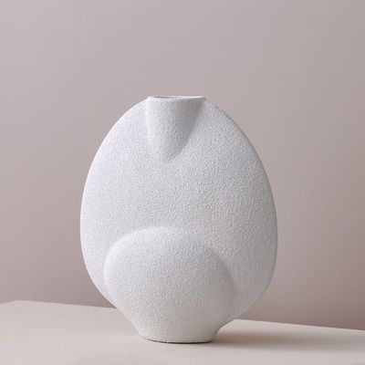 SS25 Lexie Caramel Ceramic Pebble Vase White 31X13.8X34Cm