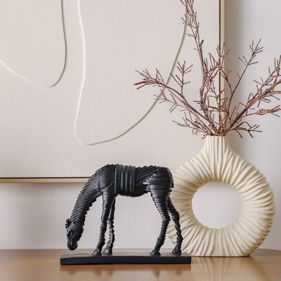 Florence Polyresin Anstract Eating Horse Black 32X8.5X24Cm