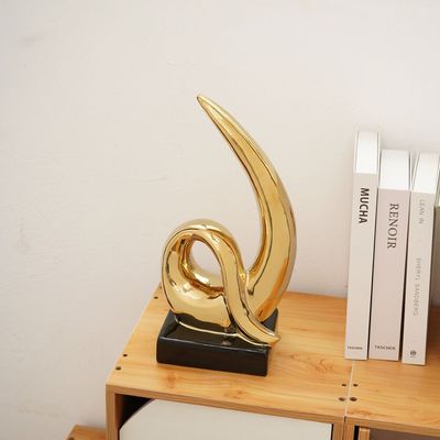 Liana Stoneware Upside Comma Gld 18X12X35Cm