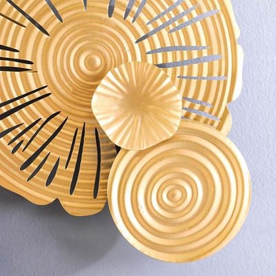 Alayna Modernist Floating Circles Decorative Wall Art Gold 69.2X6.5X69.9Cm