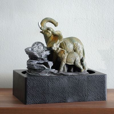 ستالاكا - نافورة فيل مع كرة دوارة ، ضوء ملون ومضخة، 29x21x28 سم