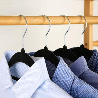 Magnus 25 Pk Velvet Hangers With Iron Hook Black 44.5 X 22.5 X 0.6 Hcm  WA21005-Set 25
