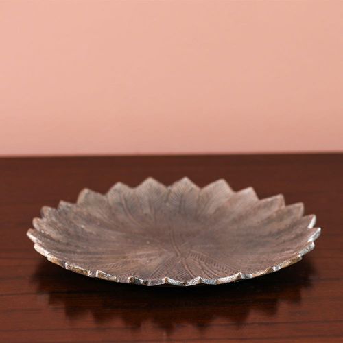 Arianna Feather Platter Silver