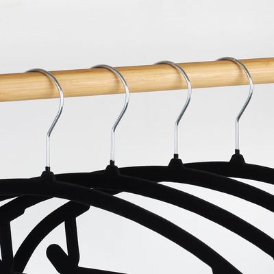 Magnus Velvet Hanger With Hook S/8 Black 44.5 X 22.5 X 0.6 Cm