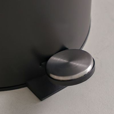 Falcon 5L Pedal Bin Soft Close Iron With Powder Coating 20.5 X 27.5Cm