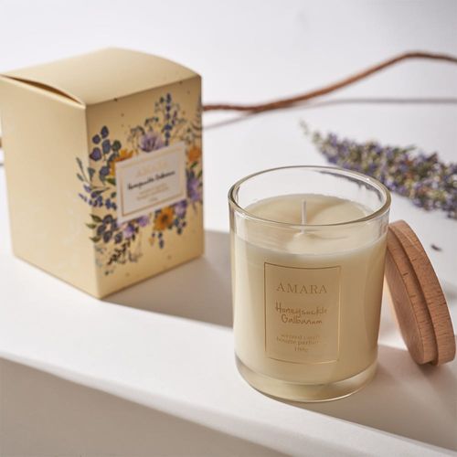 Amara scented candle w/wood lid Honeysuckle Galbanum- 198 g