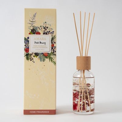 Amara 200ML Fragrance Diffuser Wood Lid Rattan Sticks Pink Berry 8.5 x 8.5 x 28.6 Cm