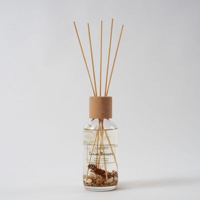 Amara 200ML Fragrance Diffuser Wood Lid Rattan Sticks Ocean Breeze 8.5x8.5x28.6 Cm