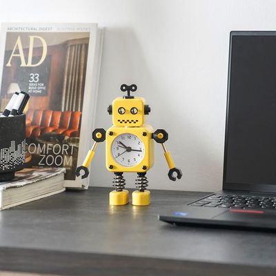 Cambridge Robot Clock 11X4.9X11.2Cm Yellow