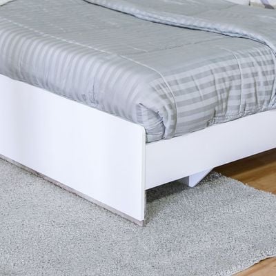 Gingko 180X200 King Bed - Matte White / Gold