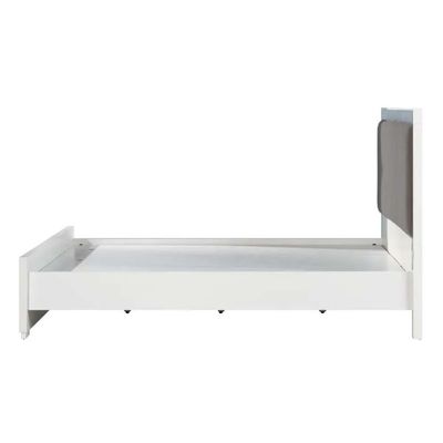 Ezekiel 200X200 Super King Bed - White / Silver