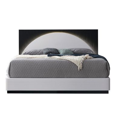 Onda 180 X 200 King Bed w/ 2 Night Stand & Dresser+ Mirror w/  LED  - Black / White 