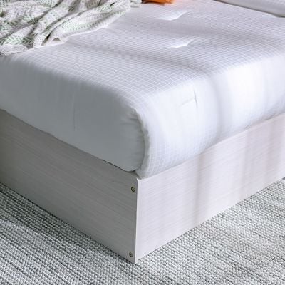 Gamorah 180X200 King Bed Set+1 Nightstand+Dresser/Mirror & Stool-Washed White