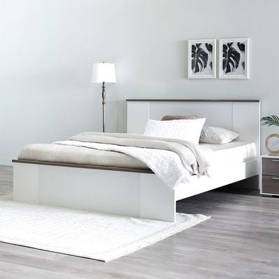سرير بمقاس كينج من توماس 180x200 سم - أبيض/ خشب الجوز