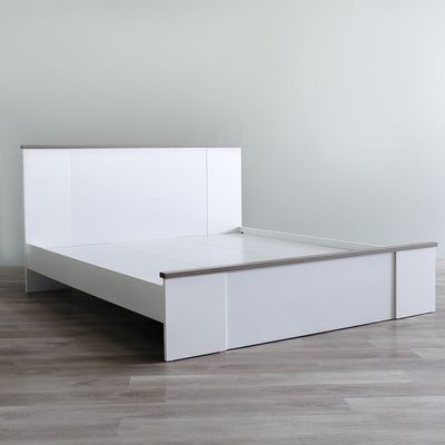 Thomas 180X200 King Bed - White / Walnut