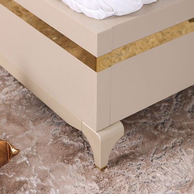 Maynard 180X200 King Bed Set-Champagne