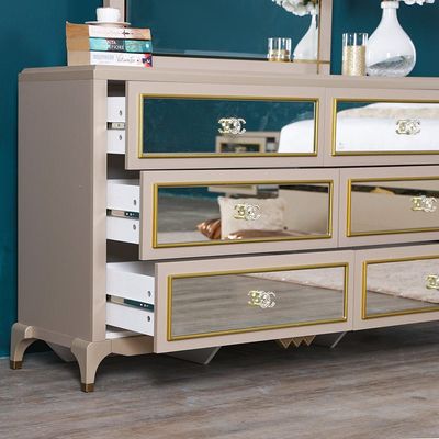 Maynard Dresser with Mirror-Champagne