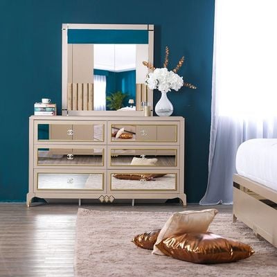 Maynard Dresser with Mirror-Champagne