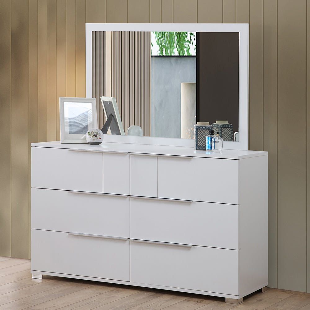 White dresser store with mirror set