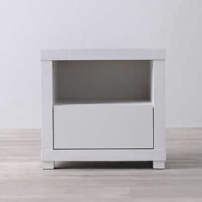 Kalmal End Table - Pearl White