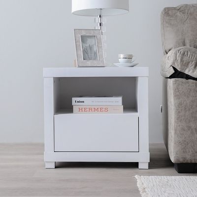 Kalmal End Table - Pearl White