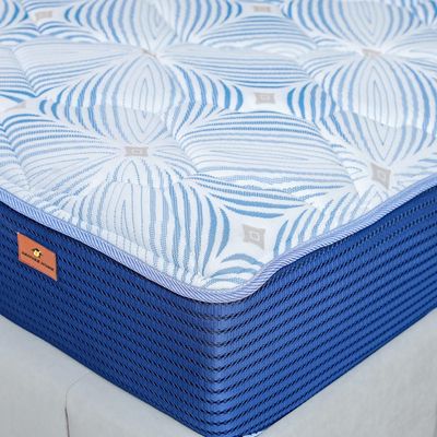 Gel Memory Foam with Pocket Spring Medium Soft Queen Mattress - 150x200x25 cm - With 10-Year Warranty