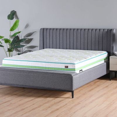 Plush Gel Pocket Spring & Memory Foam Medium Soft King Mattress - 180x200x27 cm - With 10-Year Warranty