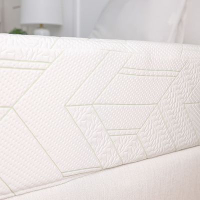 Luxury Customized High Resilience Foam Gel Infused Memory Foam Mattress With Zip -30 Cm