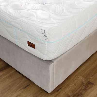 Seaqual Gel Memory Foam Queen Mattress - 150x200x25 cm - With 10-Year Warranty