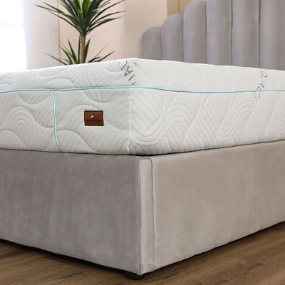 Seaqual Gel Memory Foam Queen Mattress - 150x200x25 cm - With 10-Year Warranty