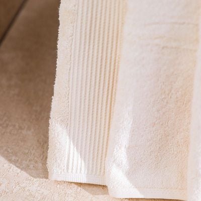 Cassian Cotton Bamboo Hand Towel - Cream