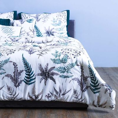 Arianna- Polina Super King S/7 Print Comforter Set White