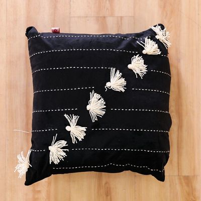 Alaina Diagonal Tassels Filled Cushion 45X45 Black