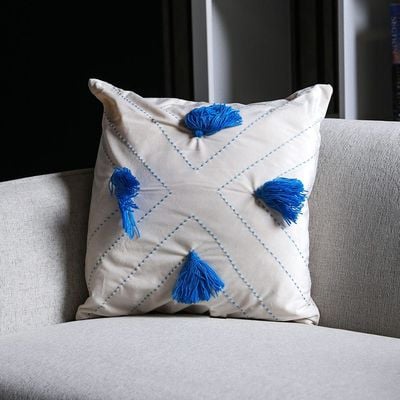 Alaina Geometic Tassles Filled Cushion 45X45 White