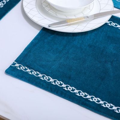 Gracie Zari Embroidery Velvet Placemat 35x45 Cm Blue Silver