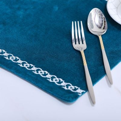 Gracie Zari Embroidery Velvet Placemat 35x45 Cm Blue Silver