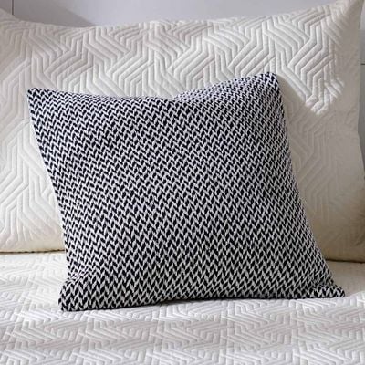 Misty Non Woven Cushion Cover 45x45 Cm Black & White