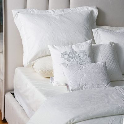 SS24 Allure Velveeta 7 -Piece Queen Comforter Set 220x240 Cm White