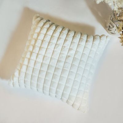 Pearl Fur Cushion White 45X45CM WL4163-2-W