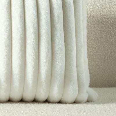 Pearl Fur Cushion White 45X45CM WL2852-2-W