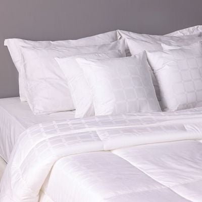 Indulgence 10-Pc King Comforter Set - 240x260 cm - White (D-110)