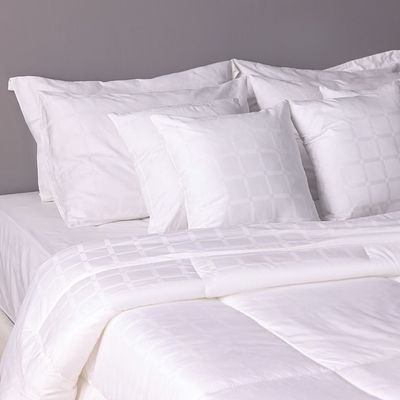 Indulgence 10PCS King Comforter Set 240x260Cm White (D-110)