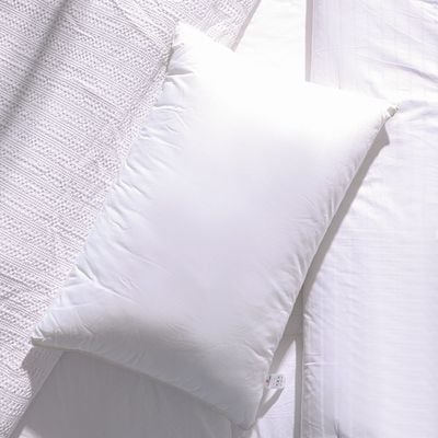 Repose Anti-Dust Soft Pillow - White - 50x75 cm